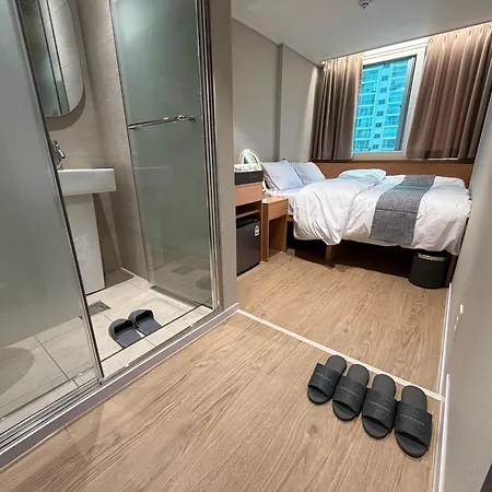 Sonoce Hostel Seoul - Private Bathroom & Premium